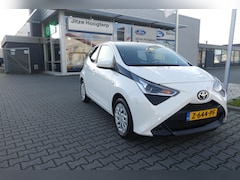 Toyota Aygo - 1.0 VVT-i x 5 DEURS.AIRCO.CAMERA.APP CARPLAY