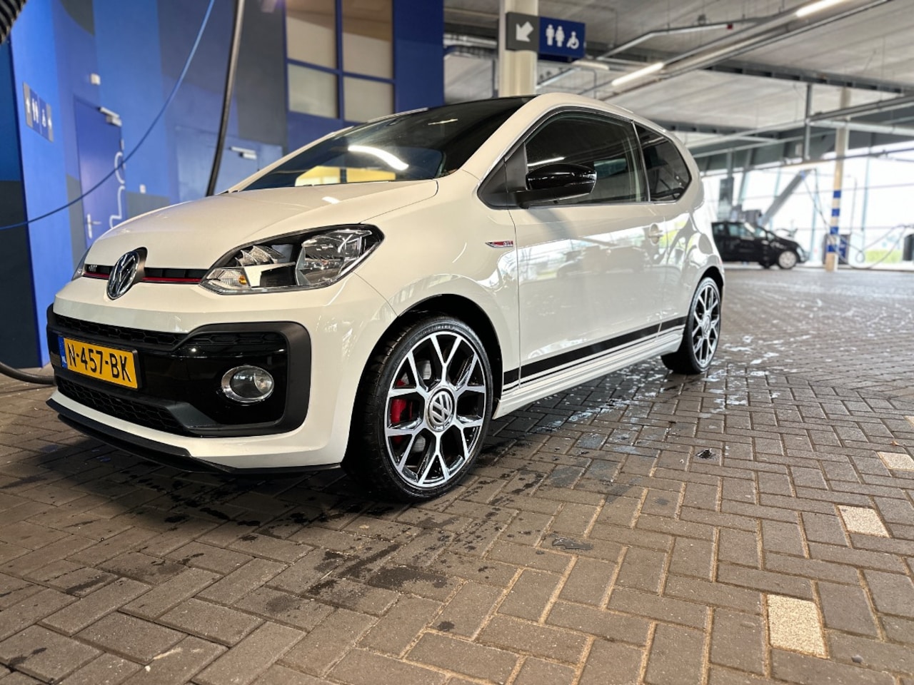 Volkswagen Up! - 1.0 TSI GTI VolkswagenUp!1.01.0 TSI GTIGasoline1152WD - AutoWereld.nl