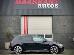 Volkswagen Golf - Vii 2.0 TSI GTI Performance / Pano / Dcc / Leder / Virtual / Sterrenhemel / 1st paint / ON