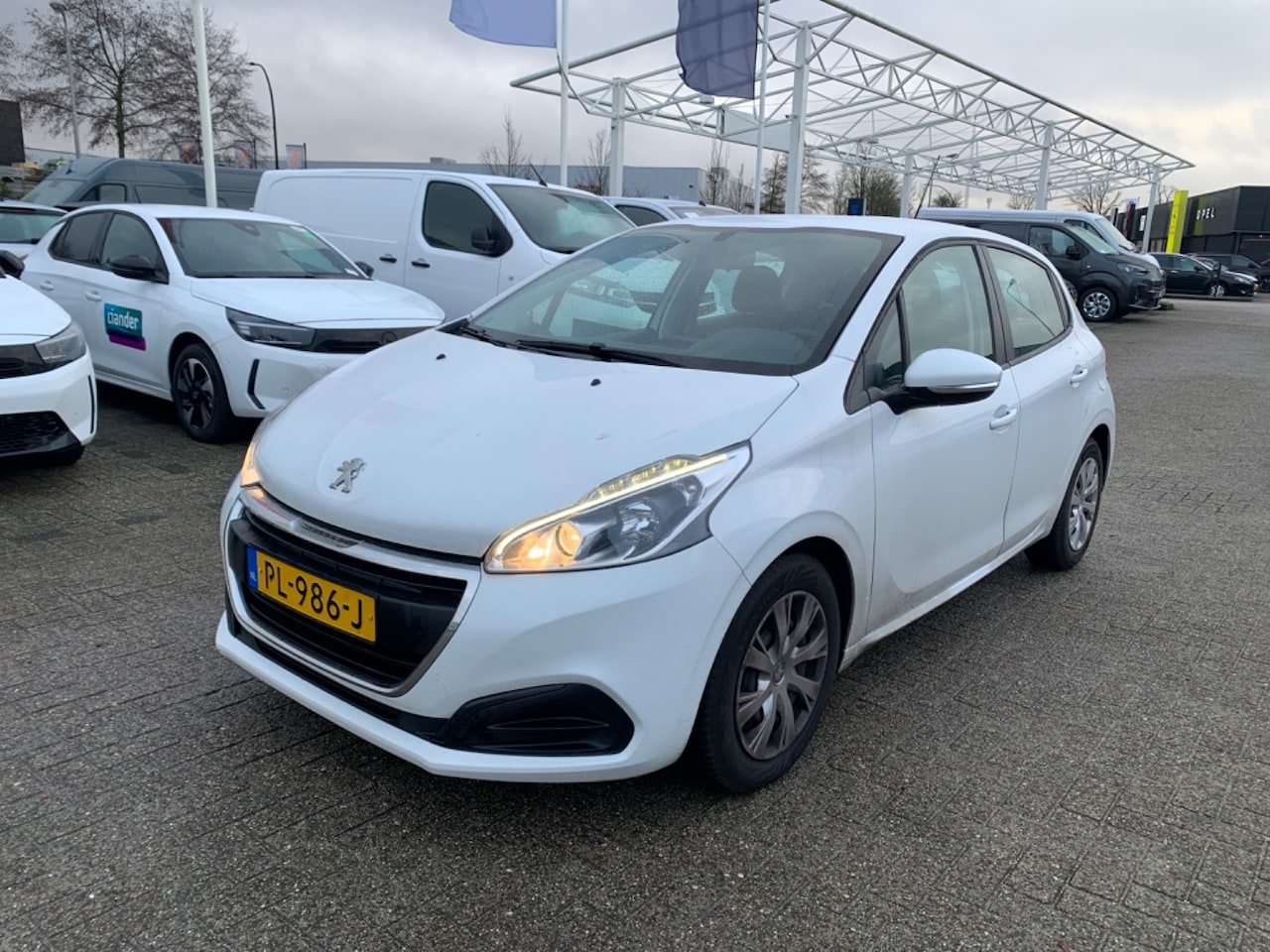 Peugeot 208 - 1.6 BlueHDi Active 1.6 BlueHDi Active - AutoWereld.nl