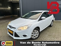 Ford Focus Wagon - 1.0 EcoBoost Lease Trend *Trekhaak & Navigatie