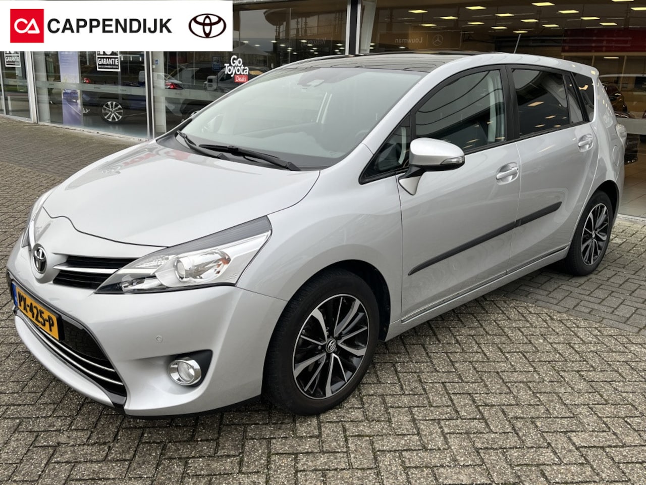 Toyota Verso - 1.8 VVT-i SkyV. Ed. - AutoWereld.nl