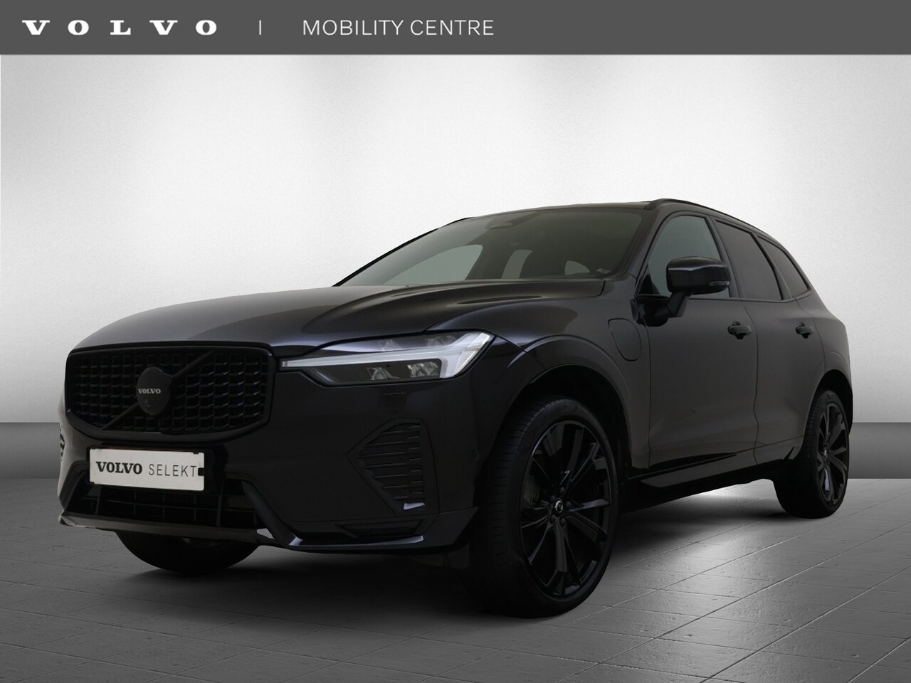 Volvo XC60 - T8 AWD Ultimate Black Edition | Luchtvering | Trekhaak | - AutoWereld.nl