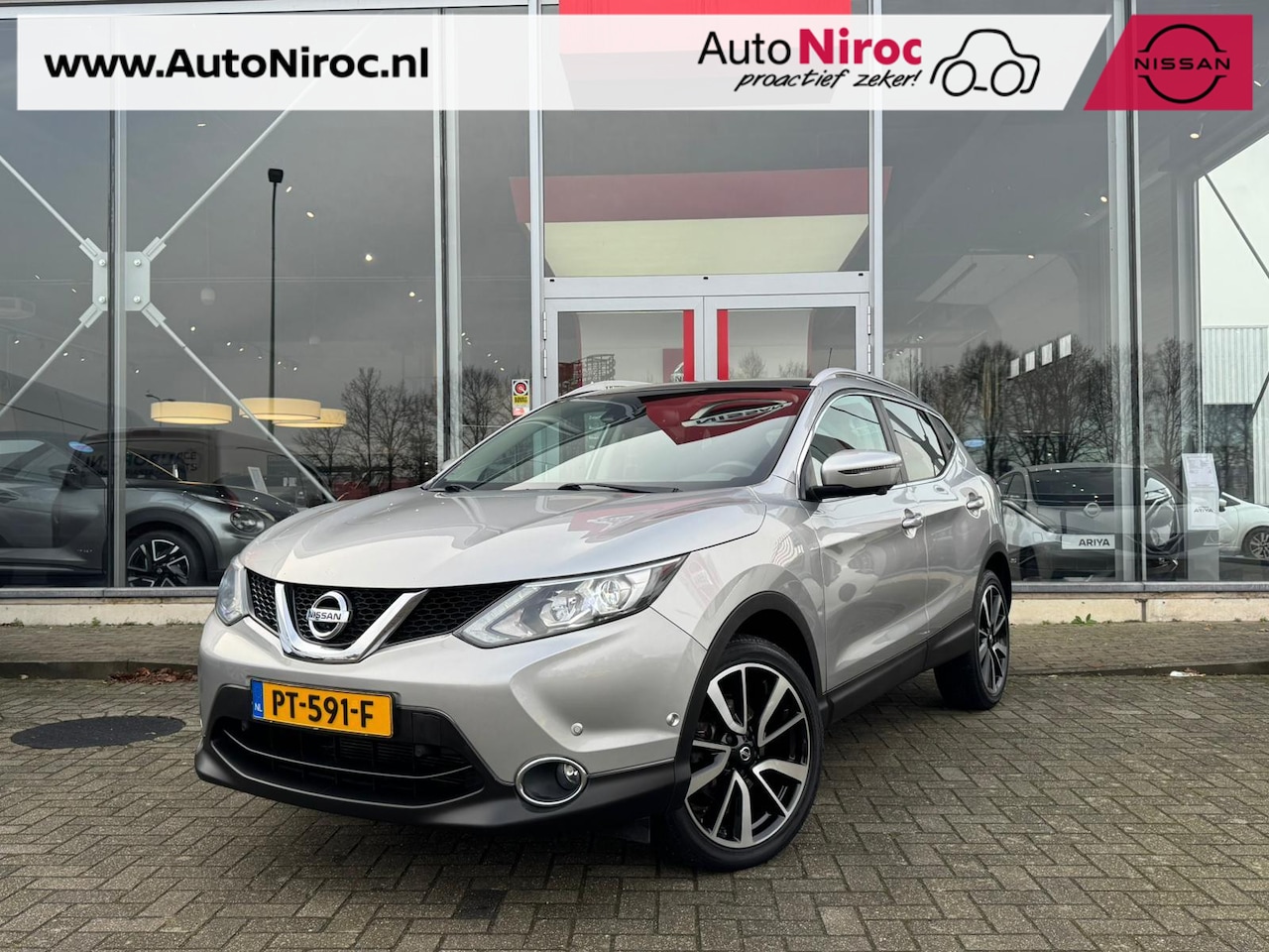 Nissan Qashqai - 1.2 Tekna | 1E EIGENAAR | NL-AUTO | 360° CAMERA | - AutoWereld.nl