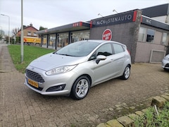 Ford Fiesta - 1.0 EcoB Titanium, Cruise, Nieuwe distr. Clim