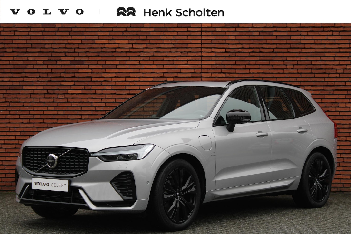 Volvo XC60 - T6 AUT8 350PK Ultimate Dark, Verwarmbare Voor- En Achterstoelen, 360 Graden Camera, Panora - AutoWereld.nl