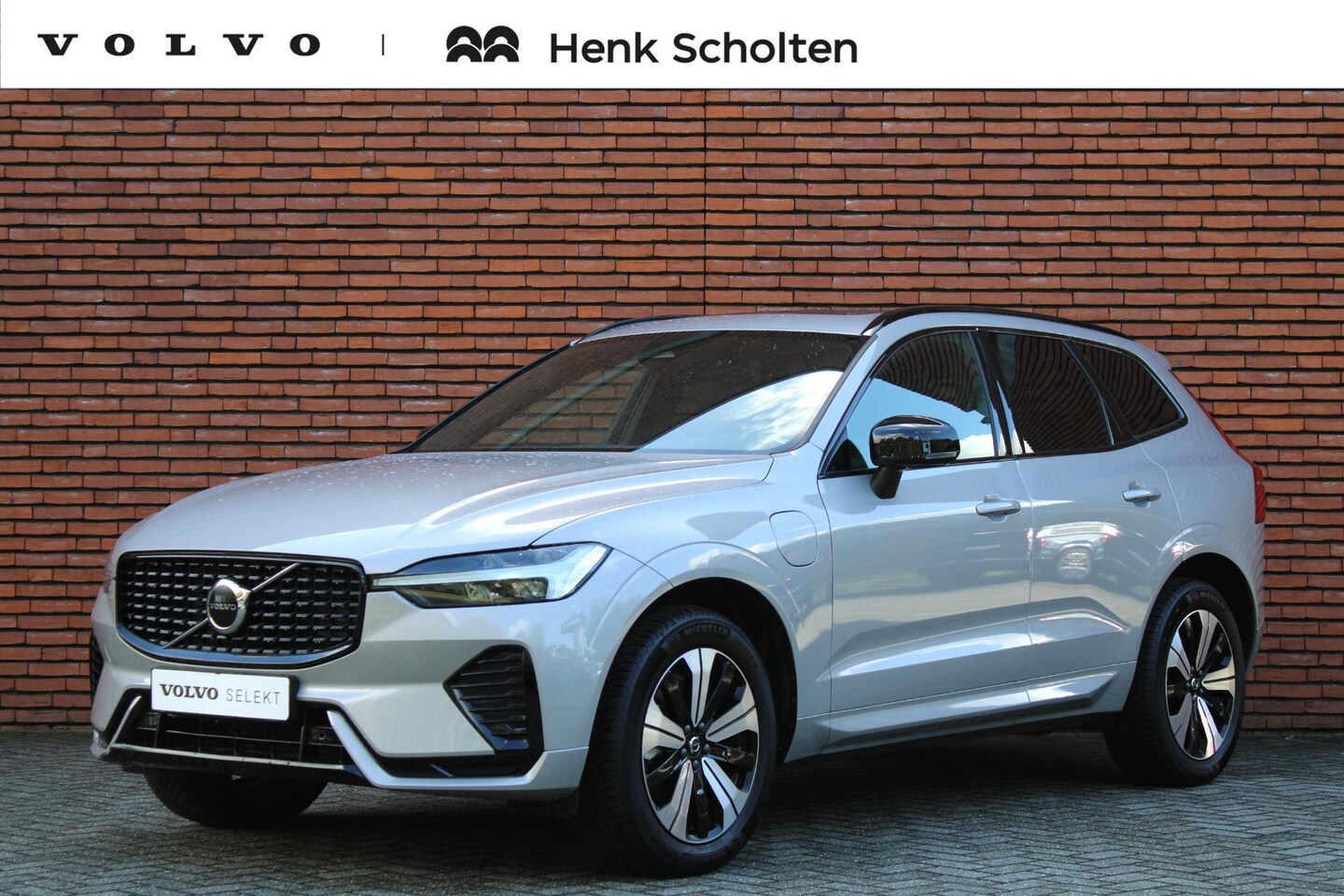 Volvo XC60 - Recharge T6 350PK AWD Plus Dark, Adaptieve Cruise Control, Pilot Assist, Harman/Kardon aud - AutoWereld.nl