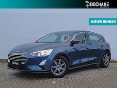 Ford Focus - 1.0 EcoBoost Titanium Business Trekhaak / Navigatie / Parkeersensoren + Camera