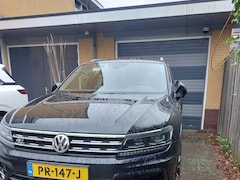 Volkswagen Tiguan - 2.0 TSI Highline 4Motion R-line