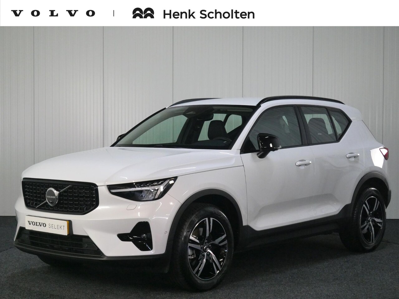 Volvo XC40 - B3 AUT7 163PK Plus Dark, Adaptieve Cruise Control, Pilot Assist, Harman/Kardon Audiosystee - AutoWereld.nl