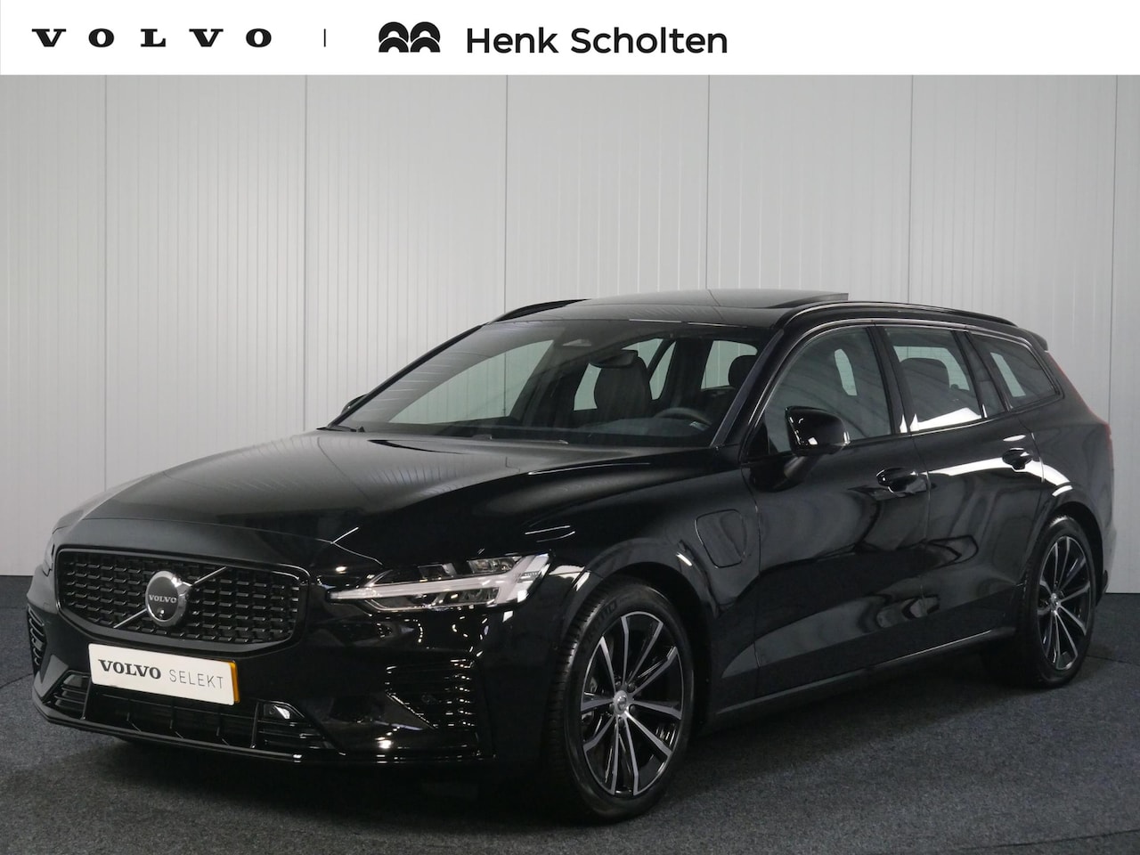 Volvo V60 - T6 AUT8 350PK Plus Dark, Audio By Harman Kardon, 360 Graden Camera, Panorama Dak, Verwarmd - AutoWereld.nl