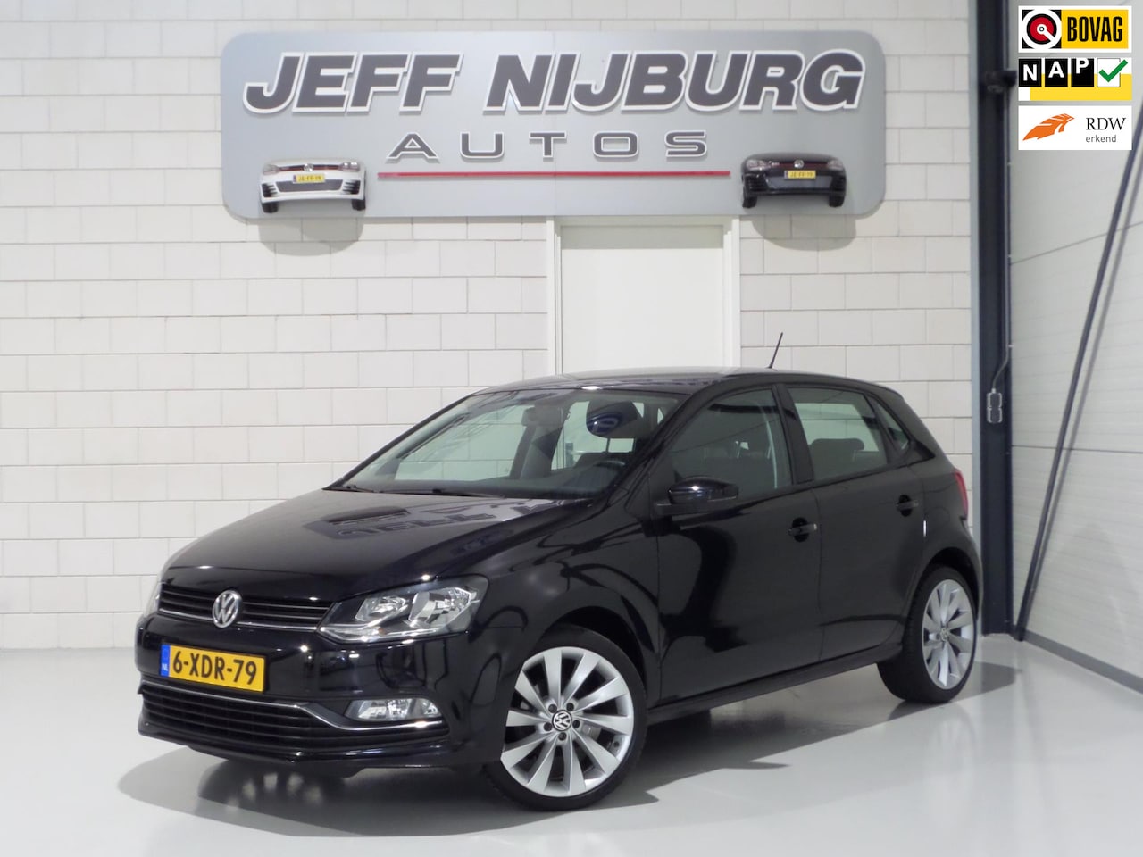 Volkswagen Polo - 1.2 TSI Comfortline "Origineel NL!" Apple-Carplay 17"velgen Navigatie Cruise, van 2e eigen - AutoWereld.nl