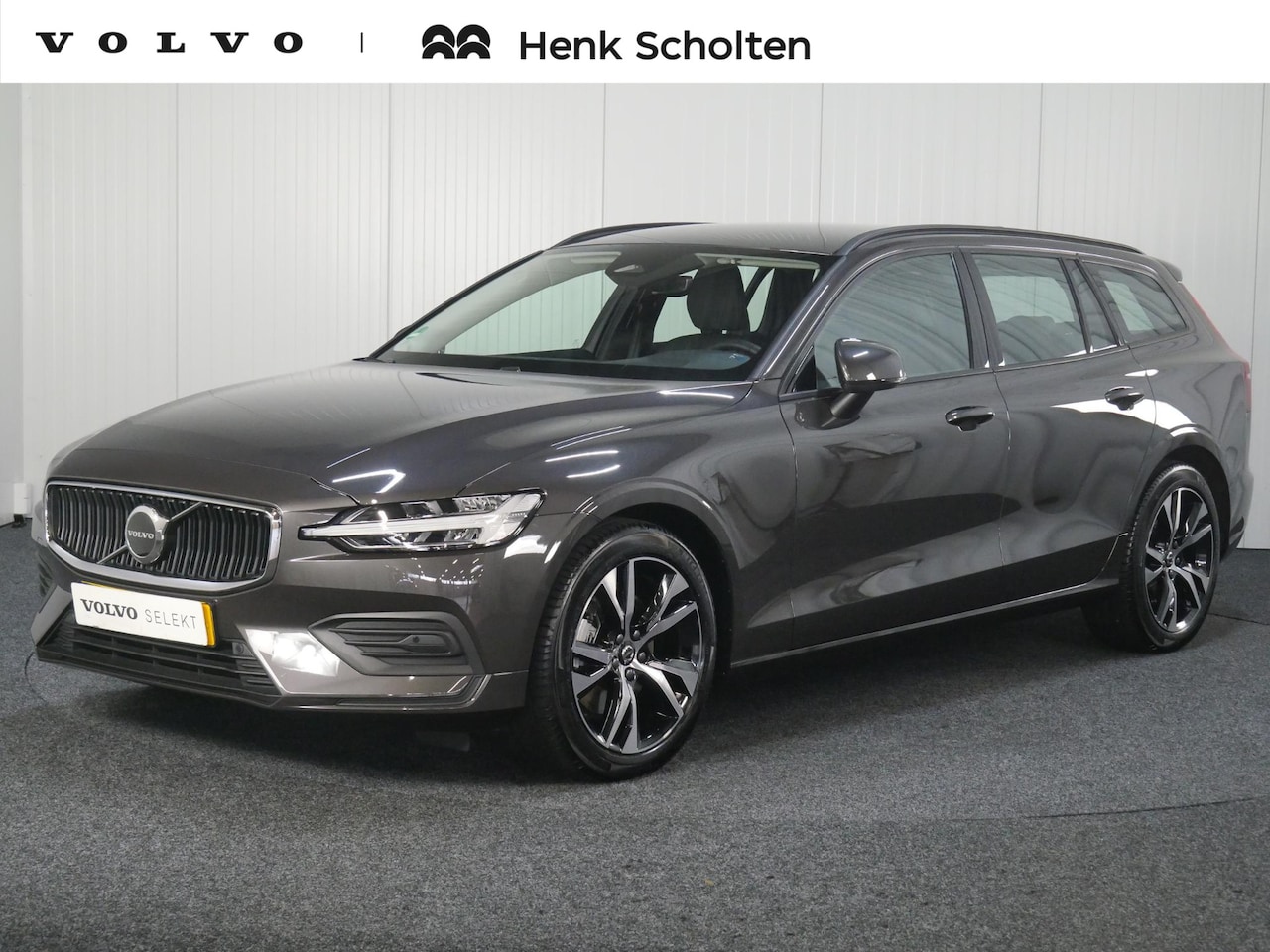 Volvo V60 - B3 AUT7 163PK Essential Edition, Adaptieve Cruise Control Met Stuurhulp, BLIS Dodehoekdete - AutoWereld.nl