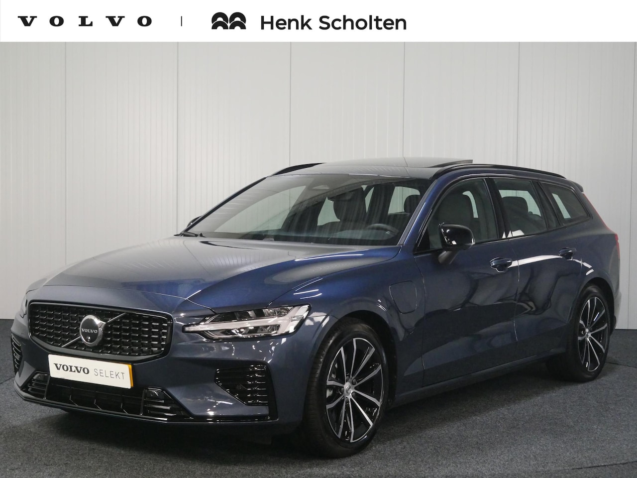 Volvo V60 - T6 Recharge AUT8 350PK AWD Plus Dark, Power Seats Met Geheugenfunctie, Harman/Kardon Premi - AutoWereld.nl