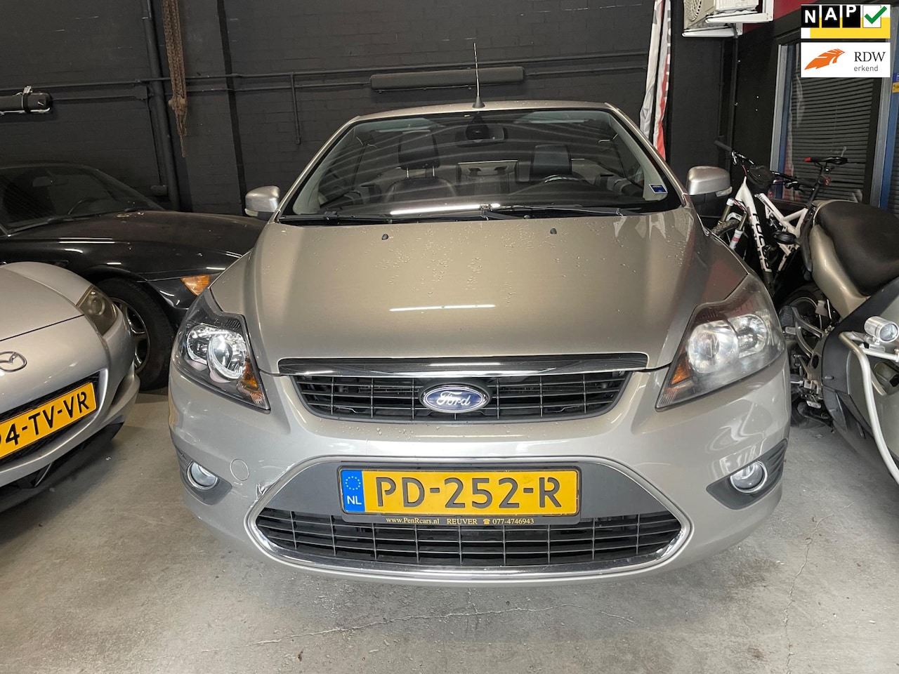 Ford Focus Coupé-Cabriolet - 2.0 Titanium / leder - AutoWereld.nl