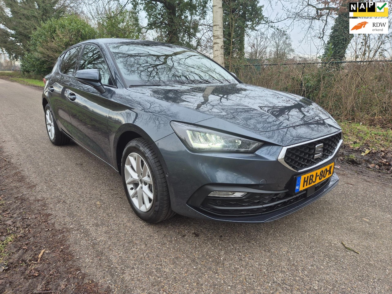 Seat Leon - 1.5 TSI 130 pk Business Intense - AutoWereld.nl