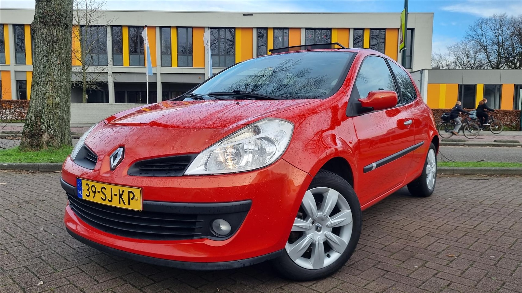 Renault Clio - 1.6 16V 3drs Automaat Schuifdak/ Airco - AutoWereld.nl