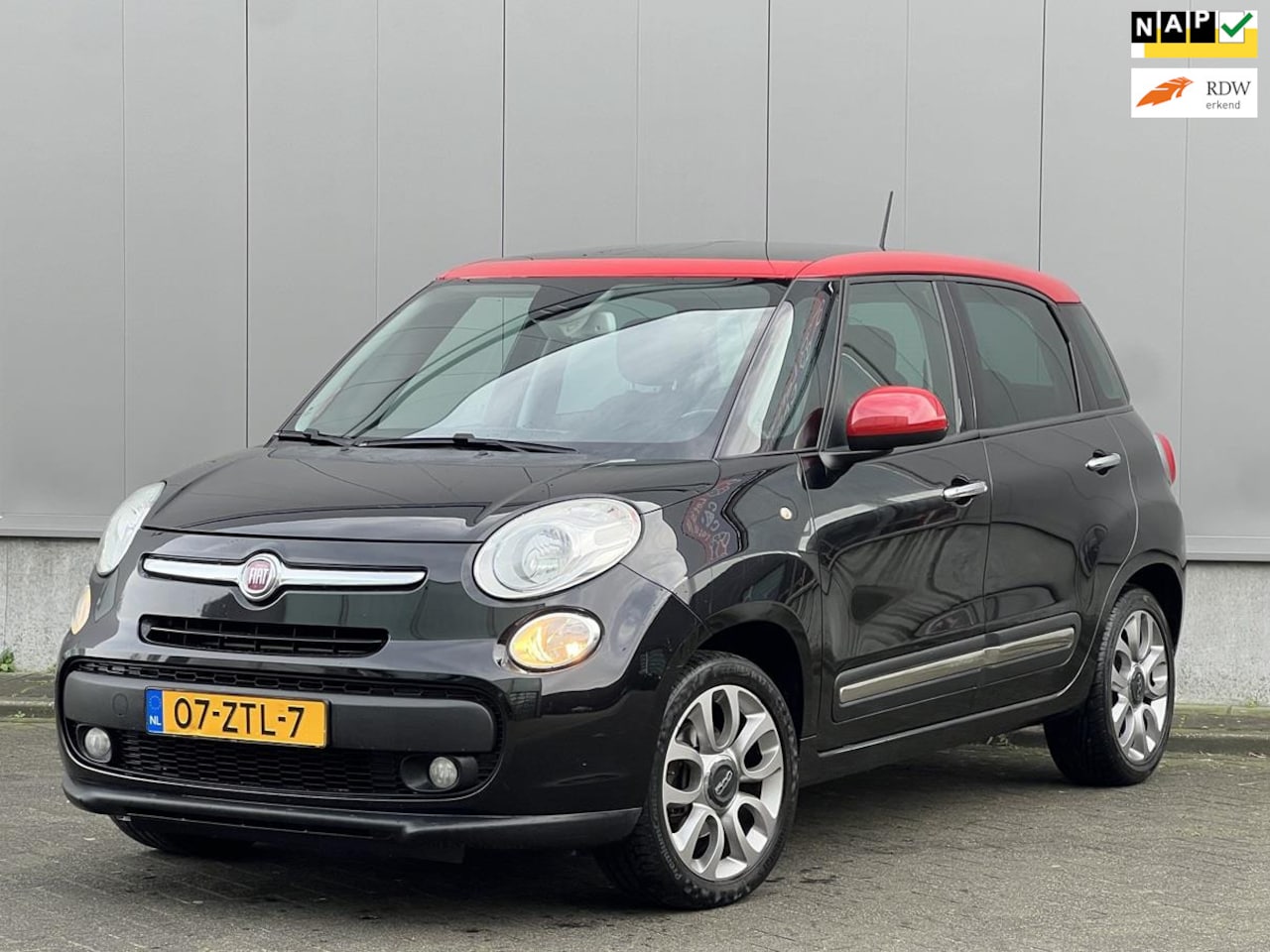 Fiat 500 L - 1.4-16V Lounge Full Options - PANORAMA - NAP - - AutoWereld.nl