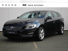 Volvo V60 - T4 190PK AUT6 Nordic+, Standkachel, Trekhaak, Lederen Bekleding incl. Stoelverwarming, Nav