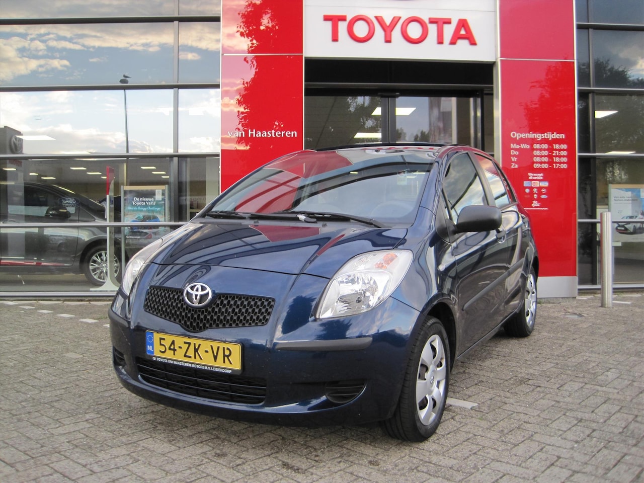 Toyota Yaris - 1.3 16V 5DR TERRA - AutoWereld.nl