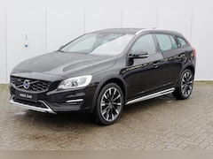 Volvo V60 Cross Country - T5 AUT8 250PK Nordic+ Luxury, Adaptieve Cruise Control, BLIS Dodehoekdetectie, Trekhaak af