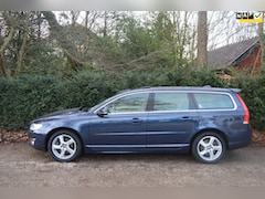 Volvo V70 - 2.0 D4 Nordic+ Org NL/NAP/schuifdak