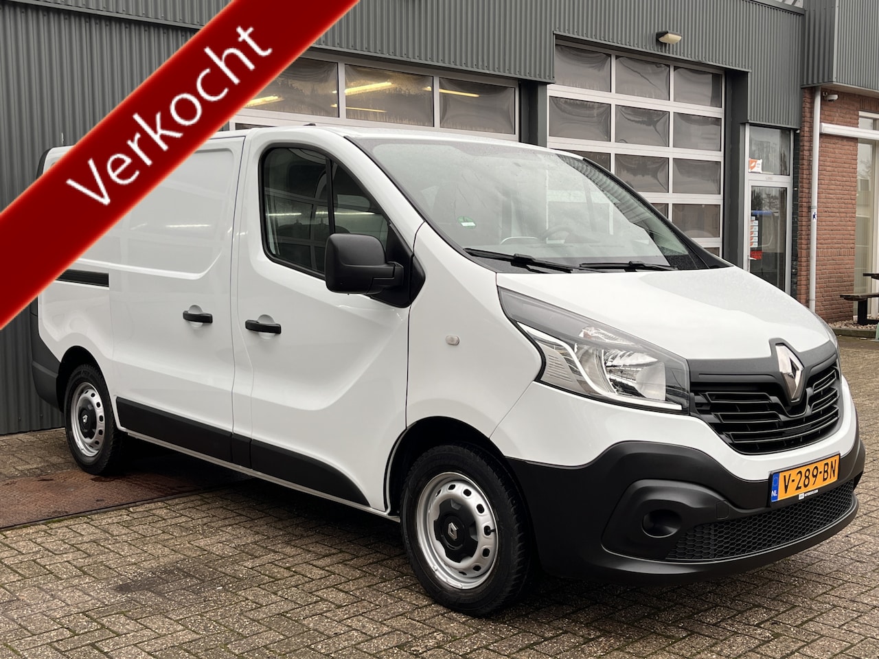 Renault Trafic - 1.6 dCi T29 L1H1 Btw en Bpm vrij Airco Cruise controle Navigatie Trekhaak 2000kg trekgewic - AutoWereld.nl