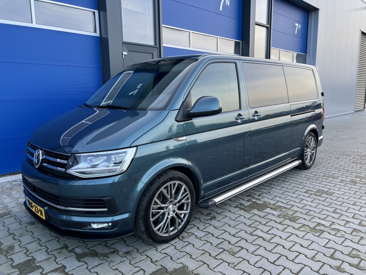 Volkswagen Transporter - 2.0 TDI L2H1 DC 2.0 TDI L2H1 DC Hi. - AutoWereld.nl