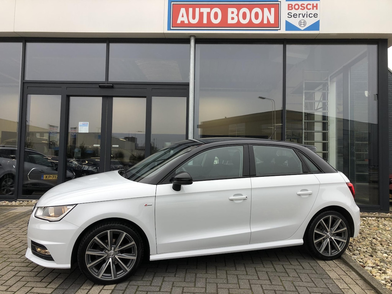 Audi A1 Sportback - 1.0 95PK ADRENALIN : S-LINE EXT. - 2-TONE - LMV - CC - MM - NL AUTO - KM=NAP - - AutoWereld.nl