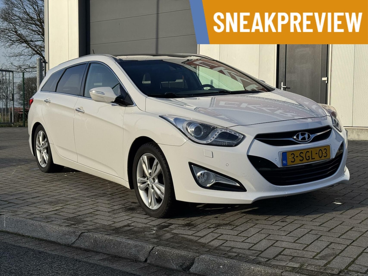 Hyundai i40 Wagon - 2.0 GDI i-Catcher 2.0 GDI i-Catcher (Pano/Leer/Trekhaak/NAP) - AutoWereld.nl