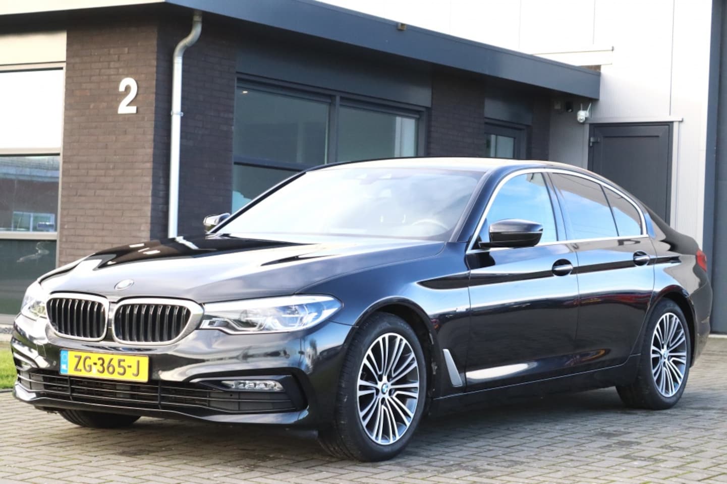 BMW 5-serie - 520d EDE High Exe Sport Line Comfort Stoelen Dealer oh. - AutoWereld.nl