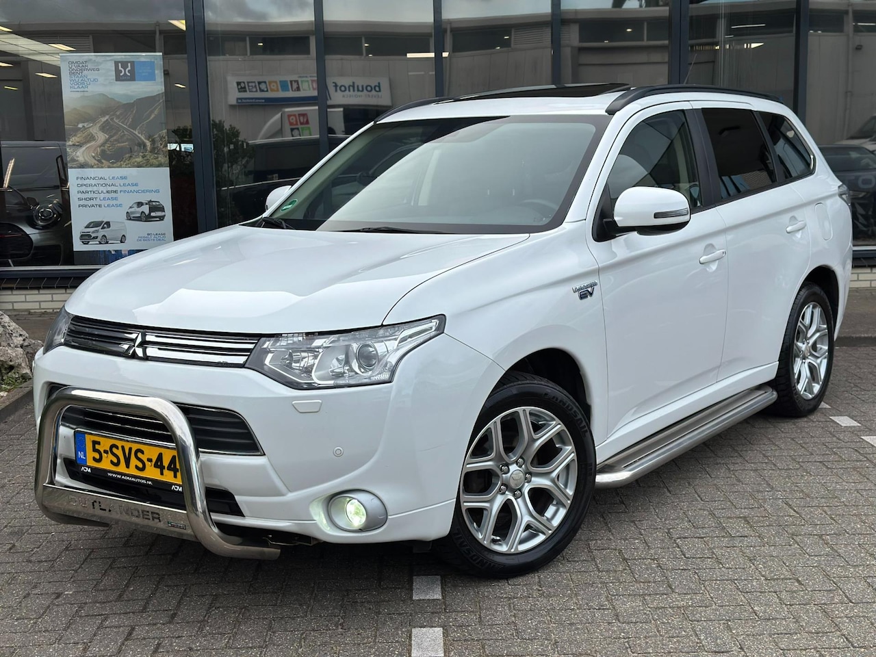 Mitsubishi Outlander - 2.0 PHEV instyle 2.0 PHEV Instyle+ - AutoWereld.nl