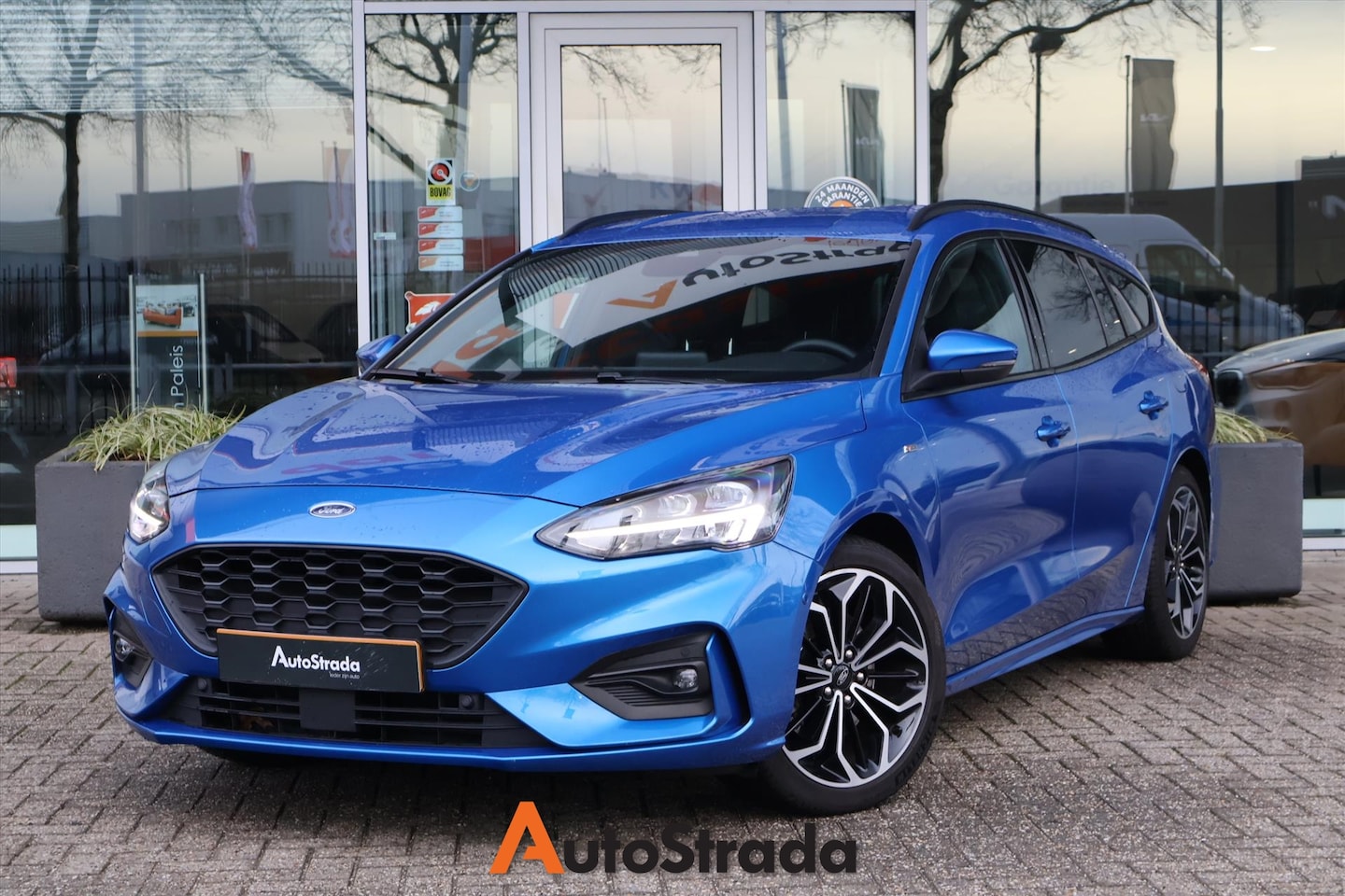 Ford Focus Wagon - 1.5 ST-LINE EcoBoost 150pk AUT I Winterpakket I B&O I Navi I Camera I Trekhaak I LED - AutoWereld.nl