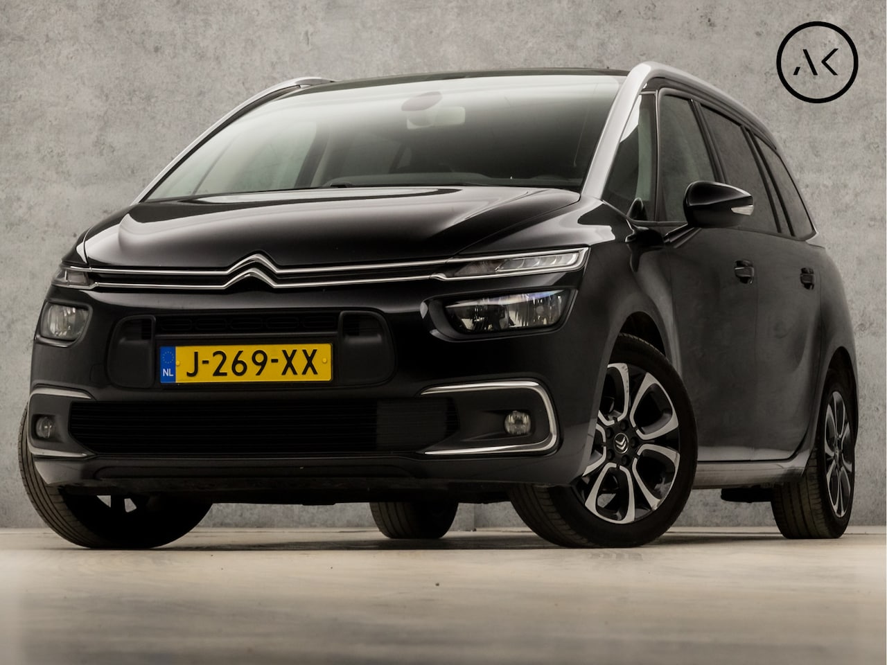 Citroën Grand C4 SpaceTourer - 1.2 PureTech Sport 7 Persoons Automaat (APPLE CARPLAY, NAVIGATIE, CAMERA, GETINT GLAS, MAS - AutoWereld.nl