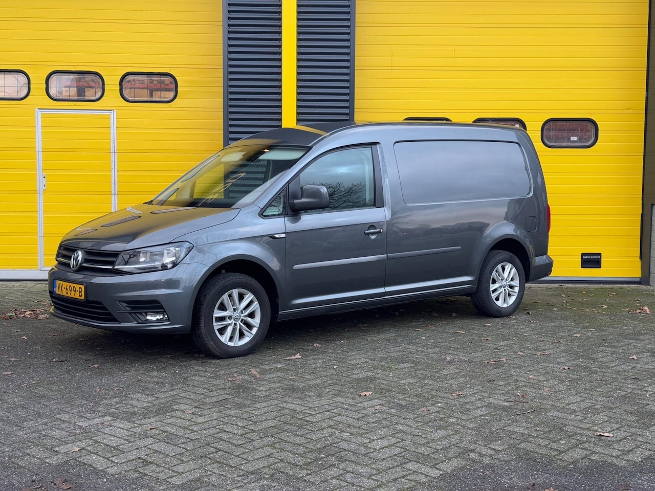 Volkswagen Caddy Maxi - 2.0 TDI L2H1 Highline MARGE AUTO EU6 - AutoWereld.nl