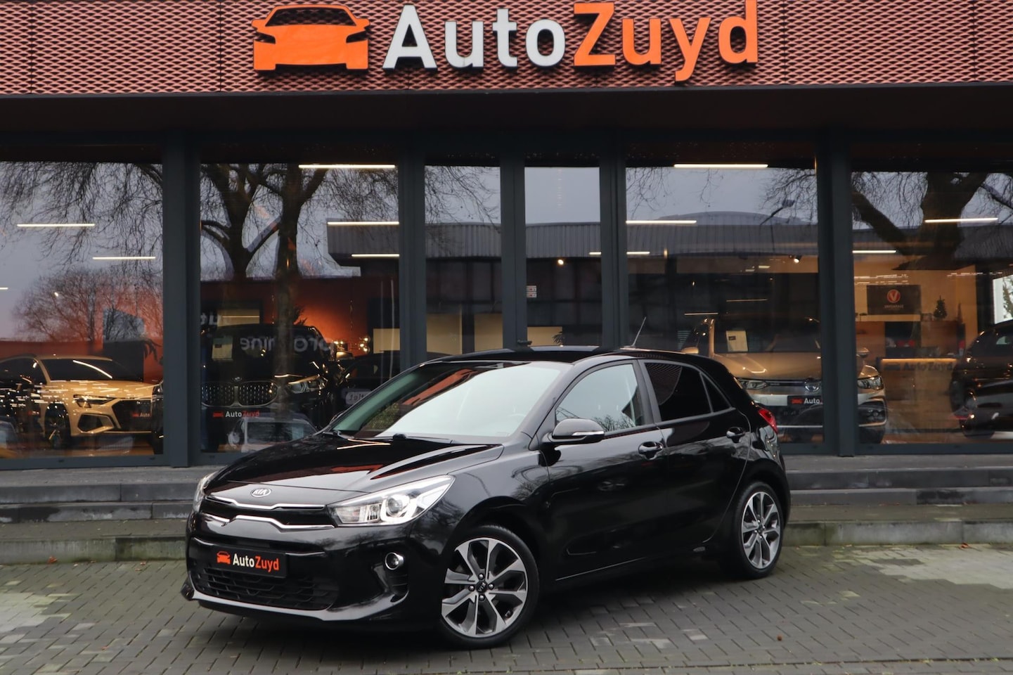 Kia Rio - 1.0 TGDI ExecutiveLine / Camera / Navi / DAB / CarPlay / Stoel & Stuur-Verwarming - AutoWereld.nl