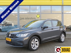 Volkswagen Tiguan - 1.5 TSI Life -150pk- Automaat | Stoel- en Stuurverwarming | Elec. A.Klep | 18 inch LMW | 2