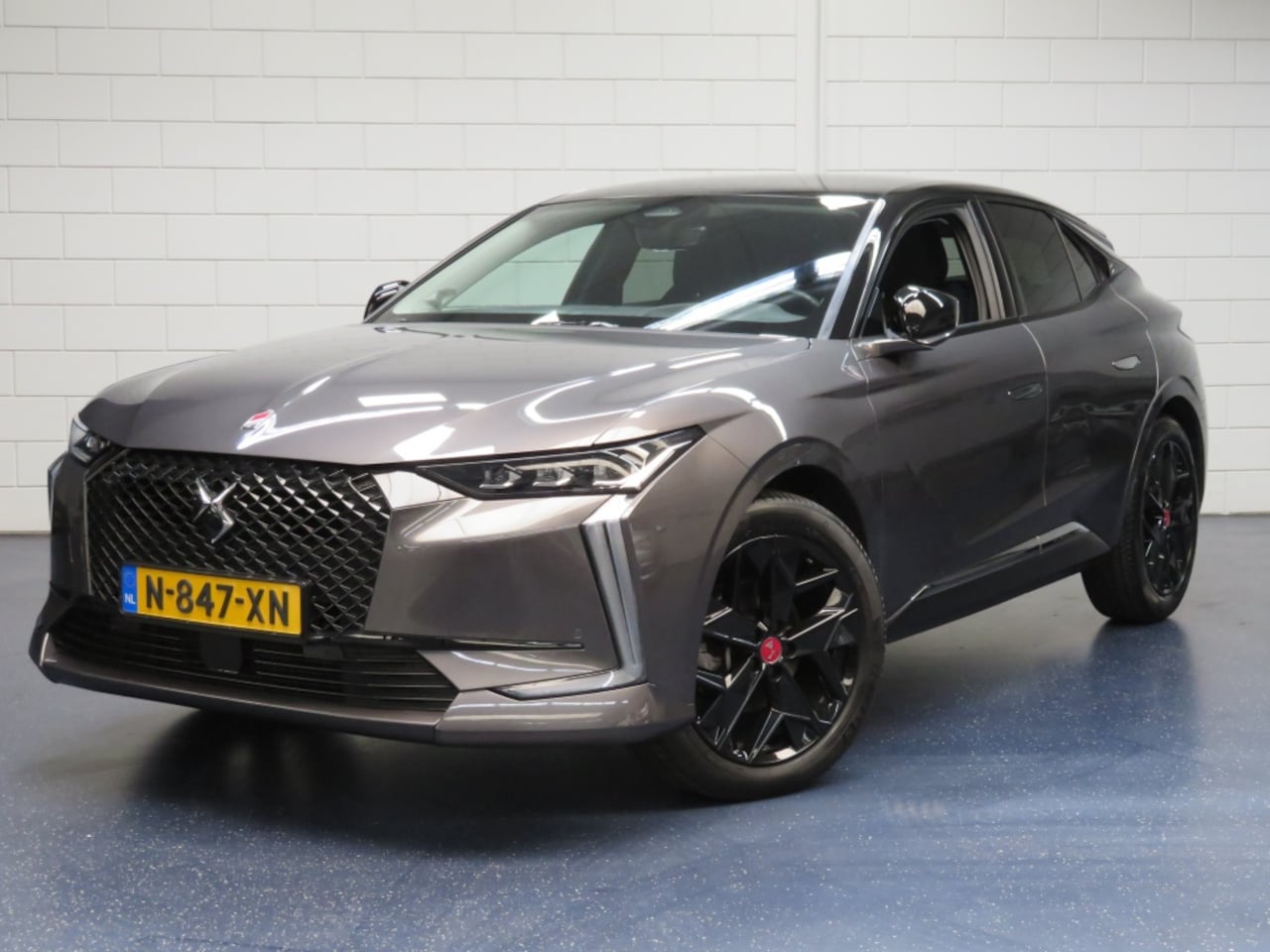 DS 4 - 1.2 PT Perf. Line+ - AutoWereld.nl