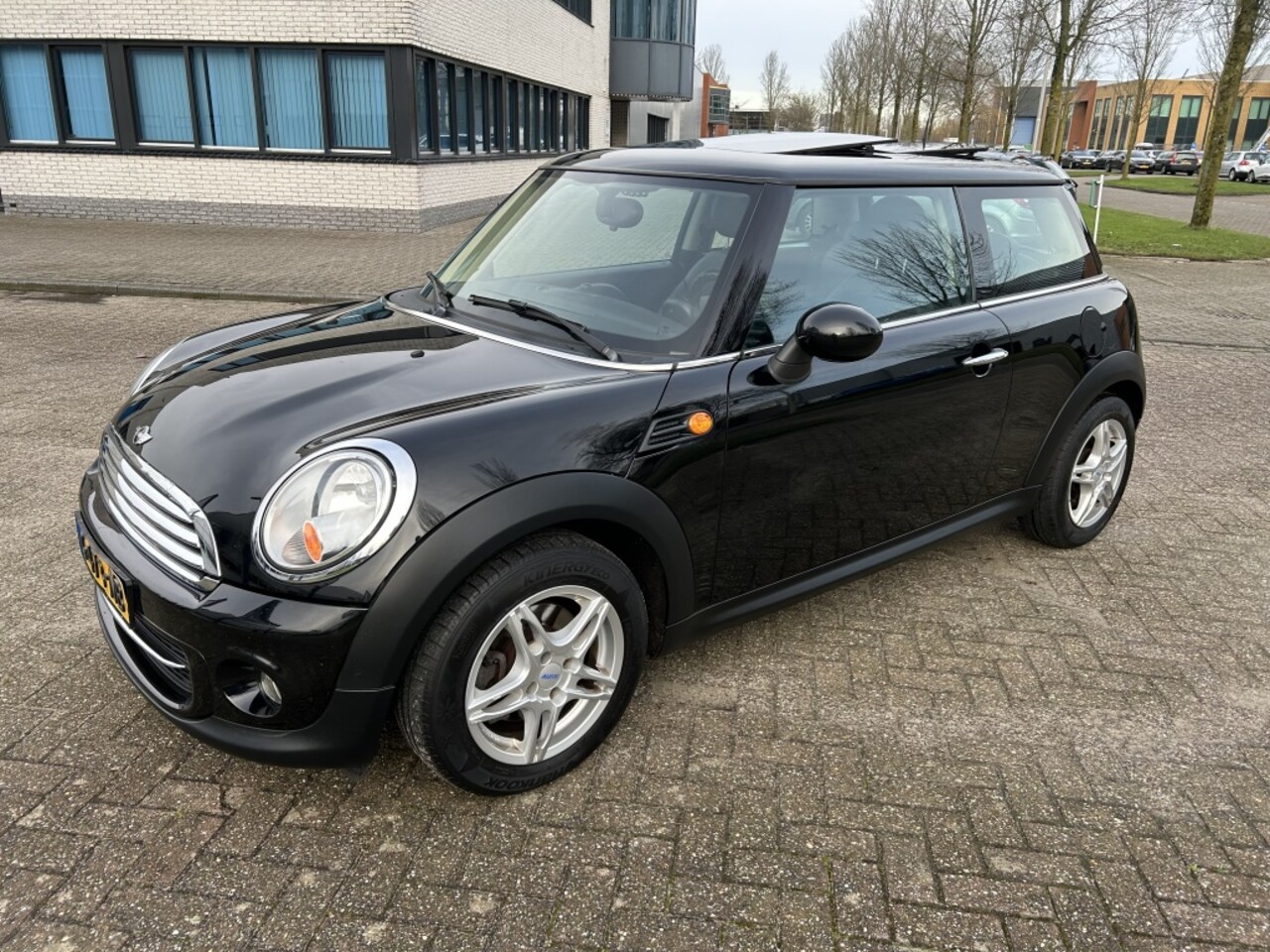 MINI Cooper - Mini 1.6 Chili PANO LEER STOELVW NAVI. - AutoWereld.nl