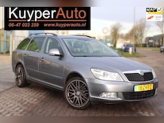 Skoda Octavia Combi - 1.6 TDI Greentech Arctic.incl nw apk inc btw.nap.. NAVI CLIMA PARKEERSENSOREN LM CRUISE