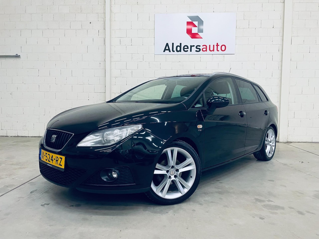 Seat Ibiza ST - 1.2 TSI Sport 105PK Bluetooth Cruise PDC trekhaak - AutoWereld.nl