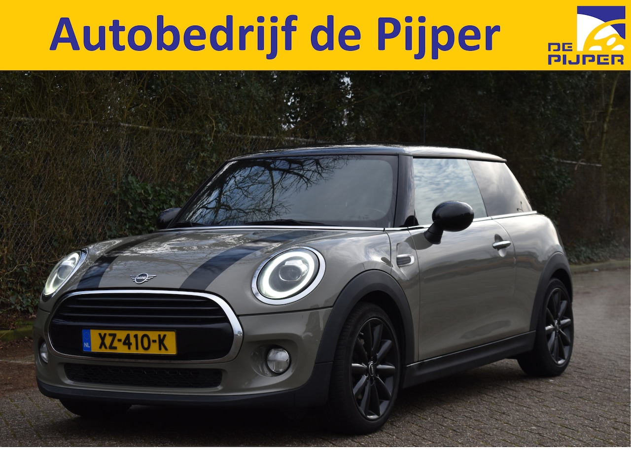 MINI Cooper - Mini 1.5 Chili Business Bi-Tone | NL-Auto | Z+W banden | Leder | Nav | Carplay | Cruise Co - AutoWereld.nl