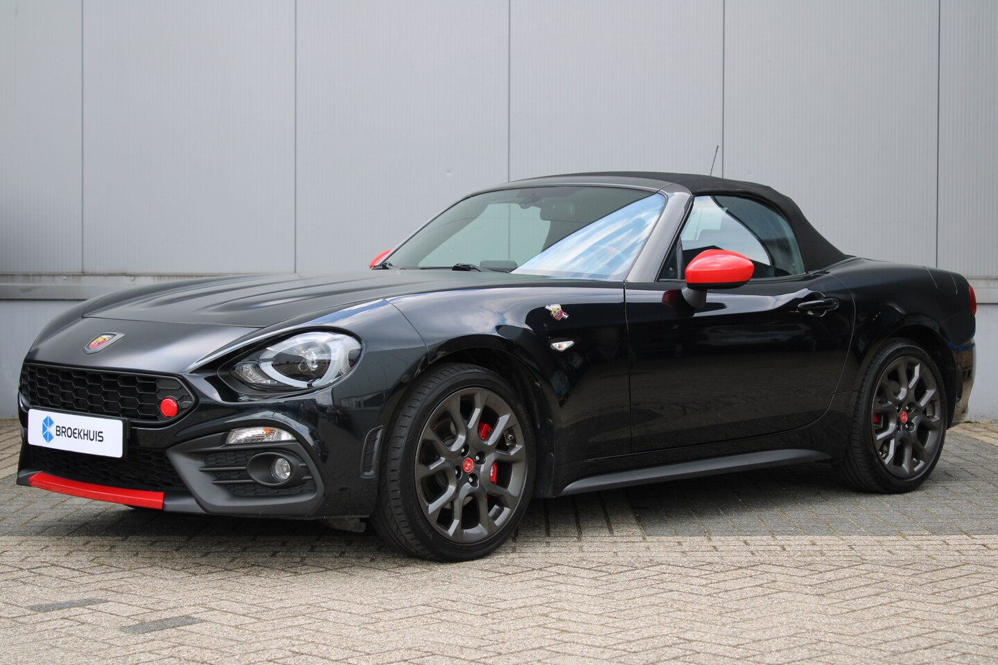 Fiat Spider - Abarth 1.4 MultiAir Turbo | Orgineel NL | 170PK Handbak | Cruise | Stoelverwarming | Bose - AutoWereld.nl