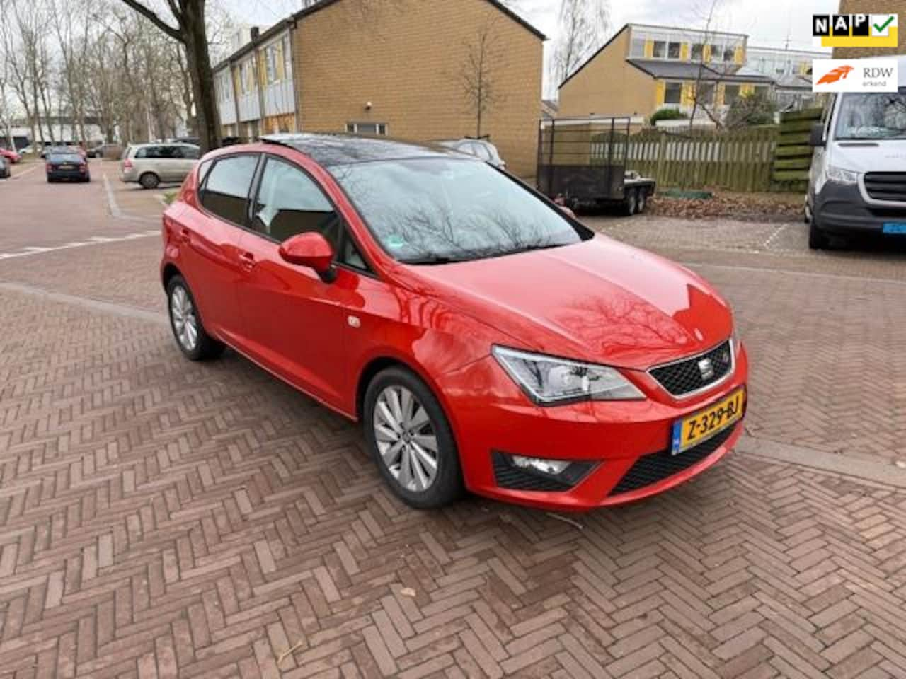 Seat Ibiza - AUTOMAAT / Panorama dak / 58.000 km / Volle opties - AutoWereld.nl