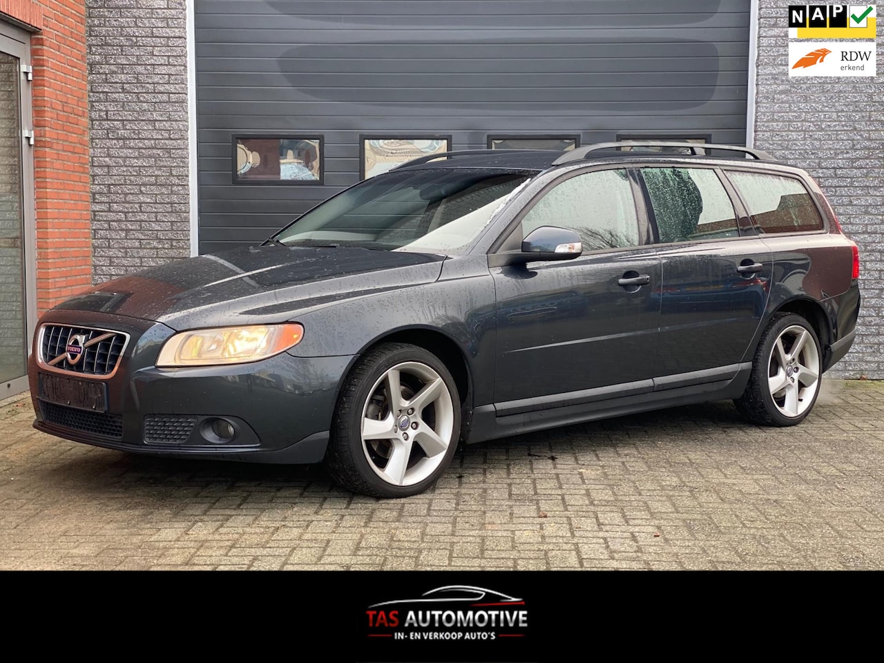 Volvo V70 - 2.0D LEER / PDC / CRUISE / EXPORT - AutoWereld.nl