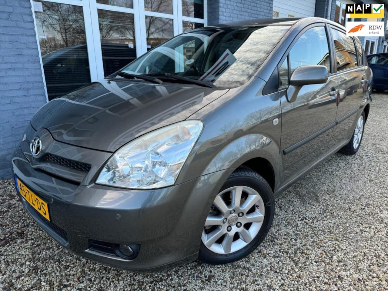 Toyota Verso - 1.8 VVT-i Dynamic 1.8 VVT-i Dynamic, NETTE AUTO , ORIGINELE KILOMETERS, NIEUWE APK - AutoWereld.nl