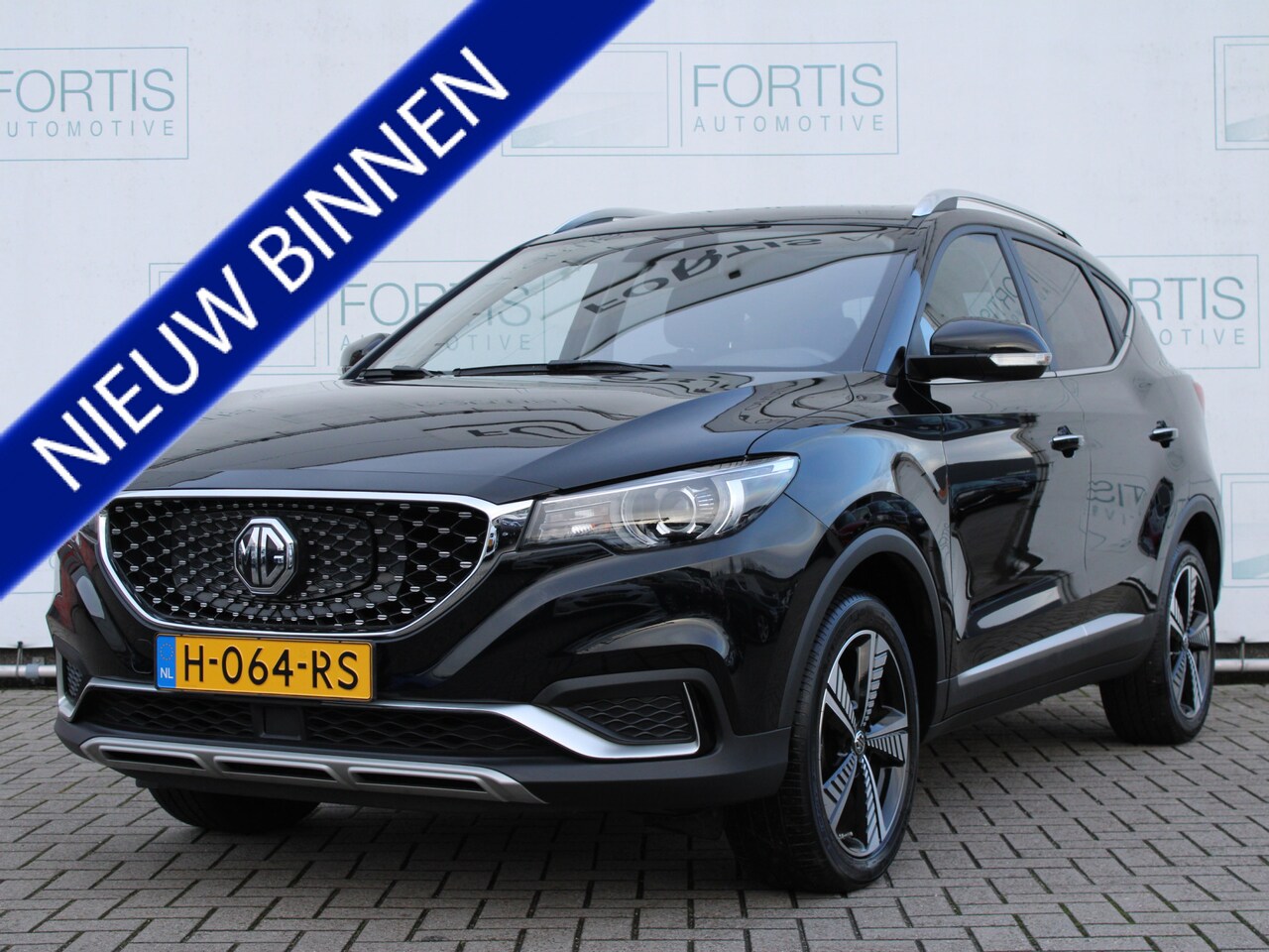 MG ZS - EV Luxury 45 kWh NL AUTO | PANO | CRUISE ADAPTIEVE | LEDER | STOELVERW | - AutoWereld.nl