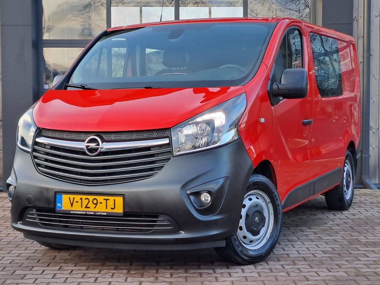 Opel Vivaro - 1.6 CDTI L1H1 DC EcoFlex | Airco | Navigatie | Camera | Trekhaak | Cruise | - AutoWereld.nl