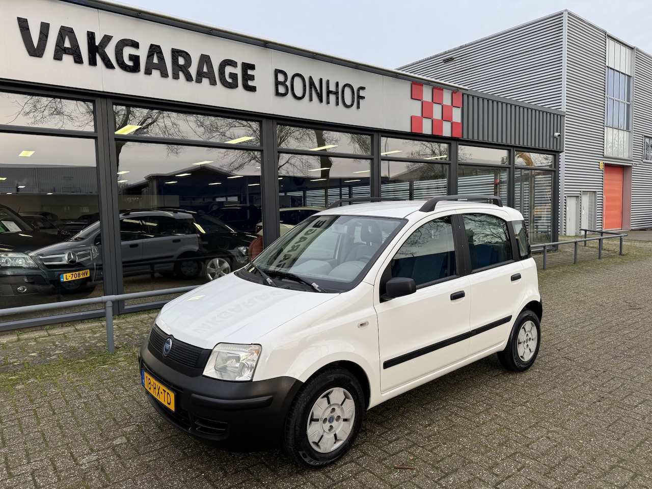 Fiat Panda - 1.1 Active AIRCO-5DRS-NW APK - AutoWereld.nl