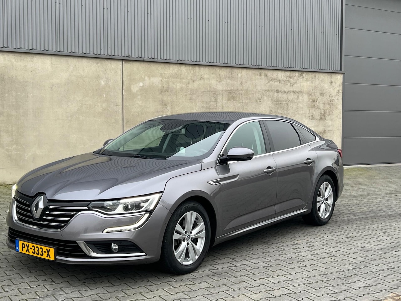 Renault Talisman - 1.6 dCi Intens AUTOMAAT+HEAD UP+CAMERA+NAVI+PDC+TREKHAAK+MF STUUR+CRUISE CONTROL+ELEKTRISC - AutoWereld.nl